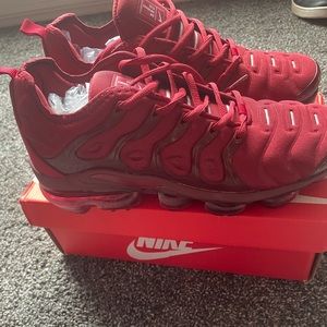 mens red nike airmax plus size 9.5